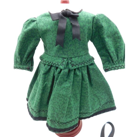 Handmade 1800s Green Historical Dress Fits 18" American Girl Doll NOT INCLUDED - Picture 6 of 7